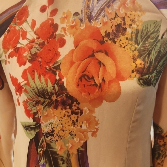 Asian Inspired Yellow Silk Overdress - Picture 4 of 16